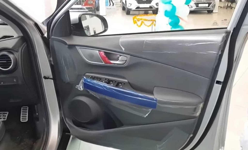 Hyundai Kona Electric door