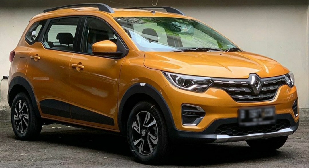 Renault Triber key-less entry